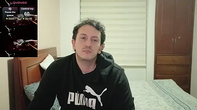 Show de hardaftercum na webcam