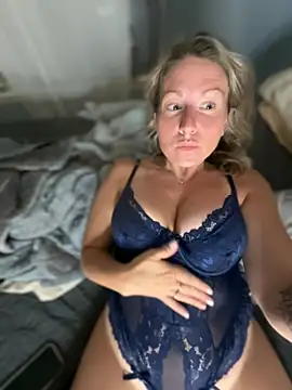 sophiasloane 웹캠 쇼