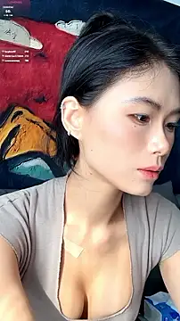 Cici250808 在線直播表演