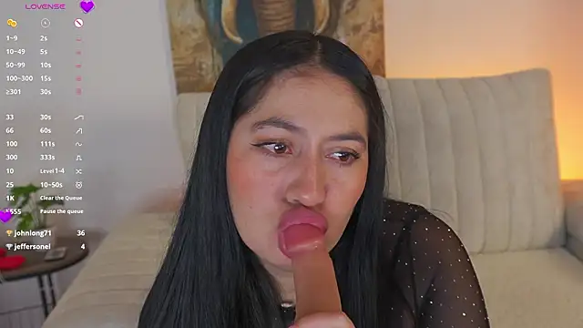 AliceCornerのウェブカメラショー