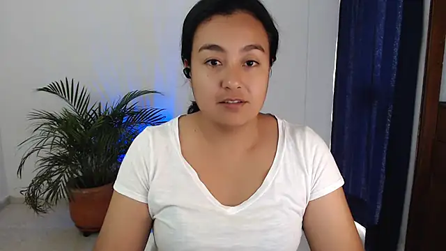 AnaOnline's Live XXX Chat