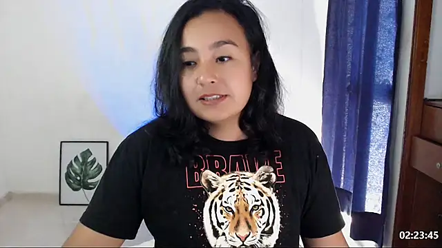 Živý XXX chat BrunetteBliss_