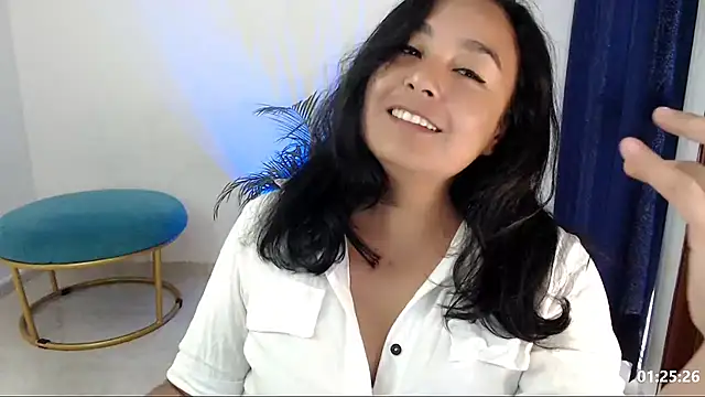 הופעת וובקאם של Victoria_Ana