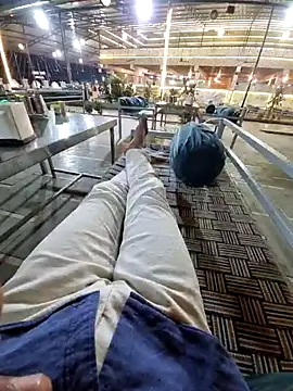 John96999 网络视讯表演