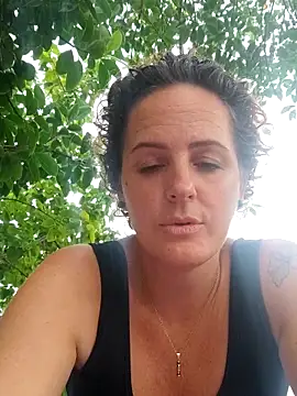 emiliemilf Show in webcam