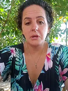 Show de emiliemilf na webcam
