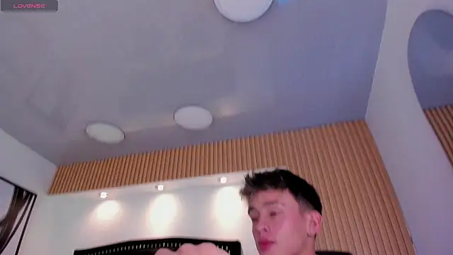 LiamWildx20 Шоу с уебкамера