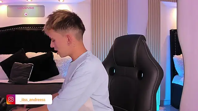 LiamWildx20 网络视讯表演