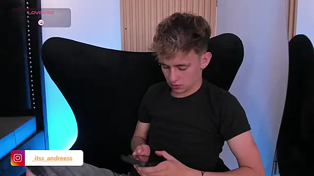LiamWildx20 在線直播表演