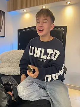 LiamWildx20 Webcam Show