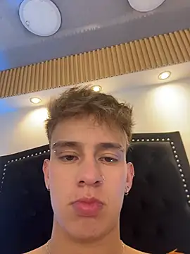 LiamWildx20 Pertunjukan Webcam