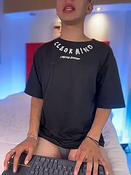 LiamWildx20 Adlı Modelin Web Kamerası Şovu