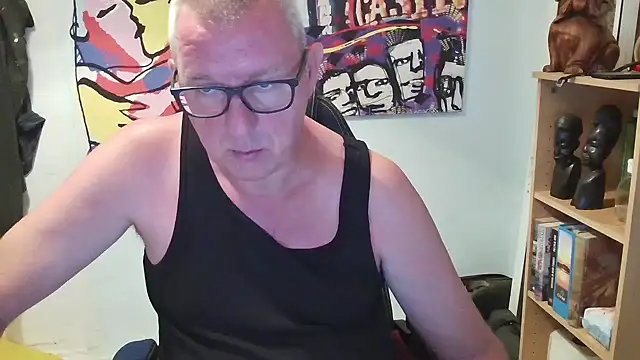 Daddy_Tobiasn Webbikameraesitys