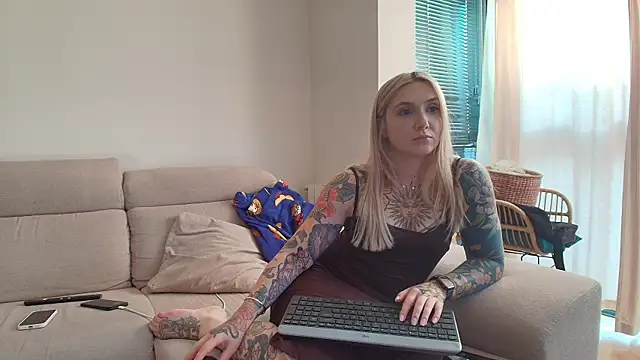 Show Webcam de tattoobbgirl