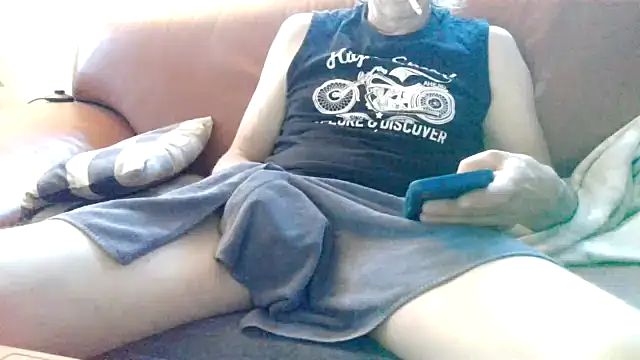 Garfield0401's Webcam Show
