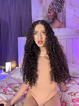 pinky_peach webkamerás műsora