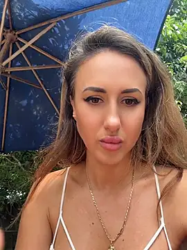 Bella-Grace's Webcam Show