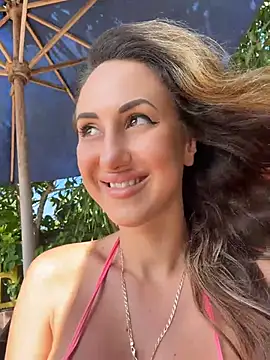 Show modela Bella-Grace na web-kameri
