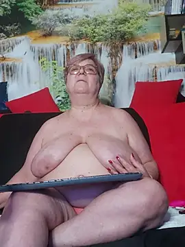 QueenPammy1 – Live XXX-chat