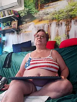 Chat +18 de QueenPammy1 ao vivo