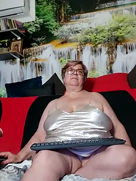 Czat XXX na żywo – QueenPammy1