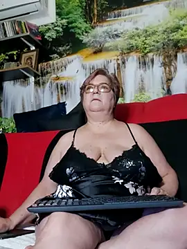 QueenPammy1's Live XXX Chat