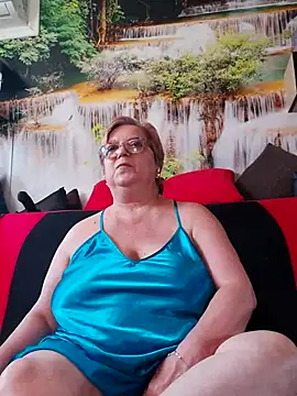 QueenPammy1's Live Chat Room