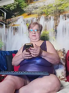 QueenPammy1's Live XXX Chat