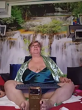 دردشة QueenPammy1 الجنسية المباشرة