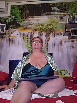 Czat XXX na żywo – QueenPammy1