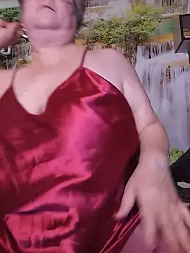 QueenPammy1 Adlı Modelin Canlı XXX Sohbeti