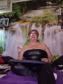 QueenPammy1 – webcam-show