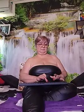 QueenPammy1 – webcam-show