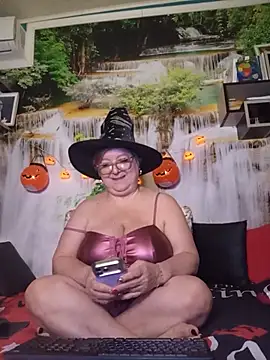 QueenPammy1 Chat XXX live