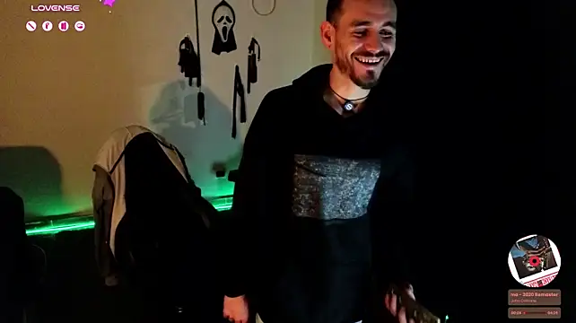 Aaron_malikk's Webcam Show