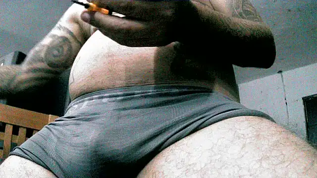 Fuckboyhot23j 在線直播表演
