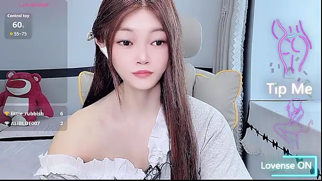 susu66888's Live Sex Cam Show