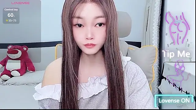 susu66888 网络视讯表演