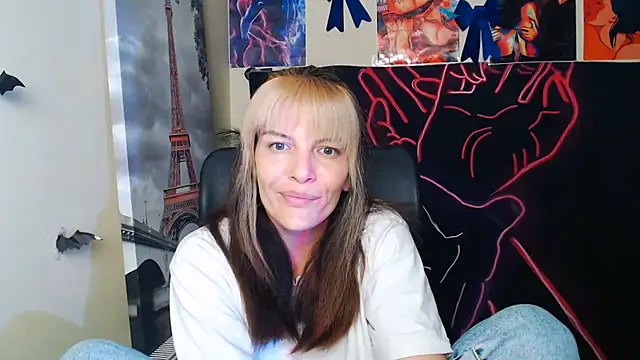 XXX chat uživo modela VanessaRey_