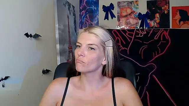 Chat +18 de VanessaRey_ ao vivo