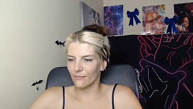 Chat +18 de VanessaRey_ ao vivo