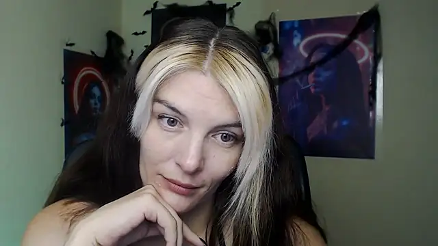 VanessaRey_ Pertunjukan Webcam