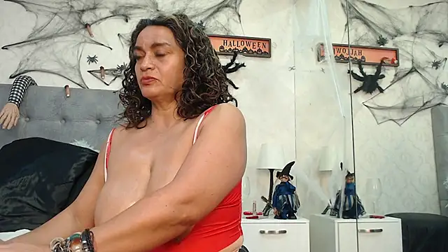 ScarlettGreen_ Adlı Modelin Canlı XXX Sohbeti