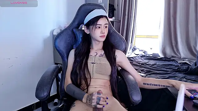 Rainbow-sweet Webcam Show