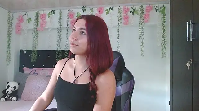 Show de Lyaa_sweet1 na webcam