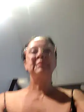 Amadamilf1980 webcam show