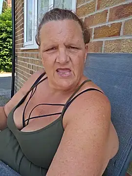 MissQueenBeex's Webcam Show