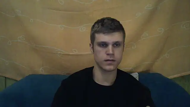Show de NinhoMorango na webcam
