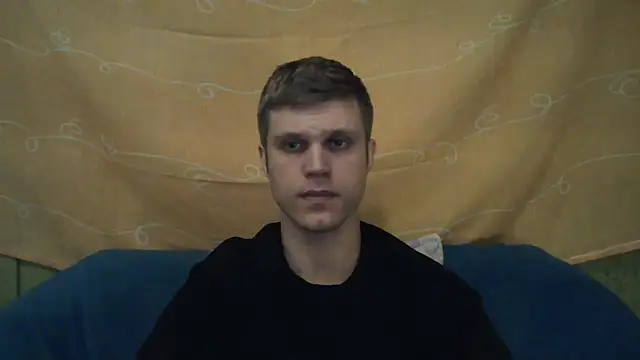 Show de NinhoMorango na webcam