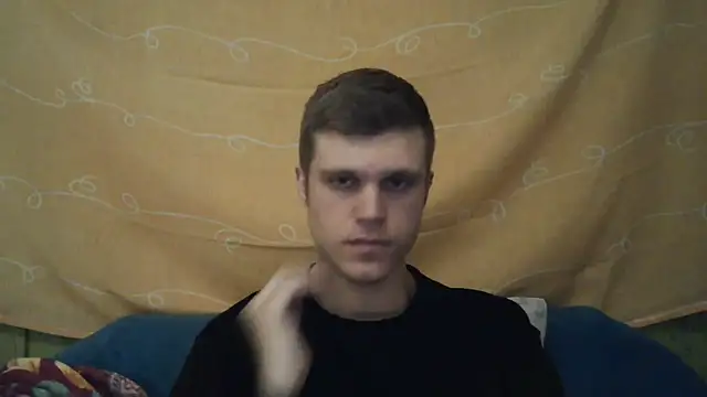 Show de NinhoMorango na webcam